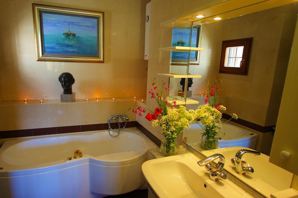 Holiday Home Olea - Sun, Sea, Sport & Comfort Splitska Room photo