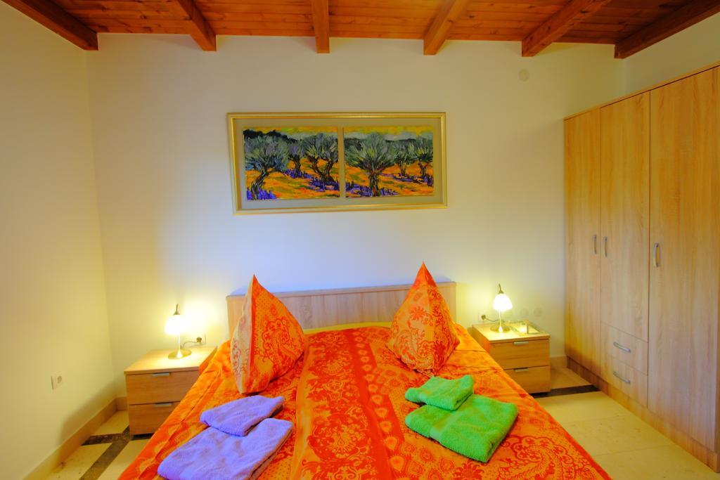 Holiday Home Olea - Sun, Sea, Sport & Comfort Splitska Exterior photo